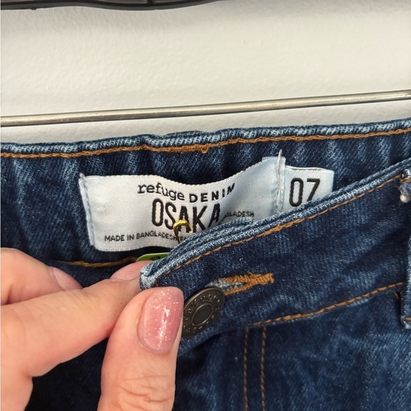 Sold!!! - Picture 3 of 3